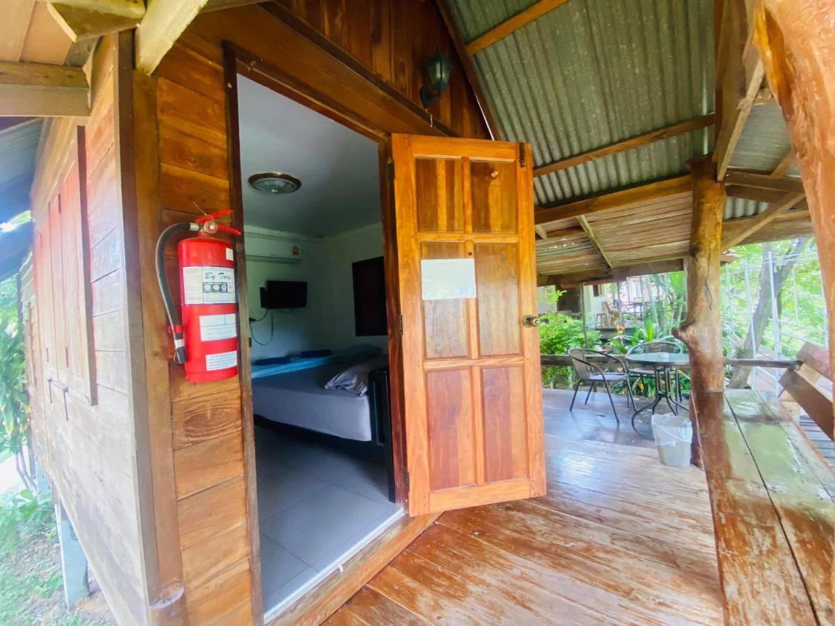 Moon River Resort Phimai Exterior photo