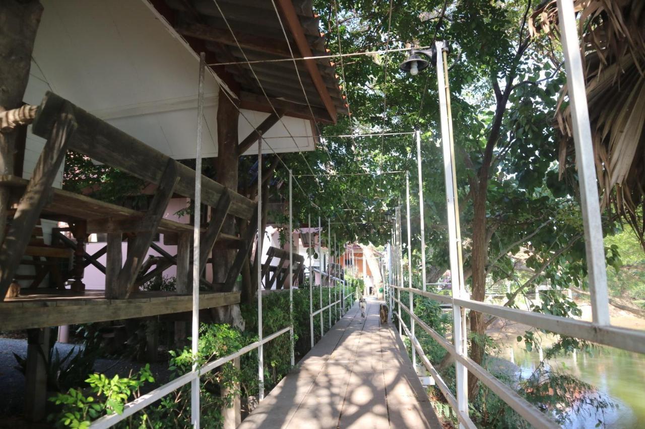 Moon River Resort Phimai Exterior photo